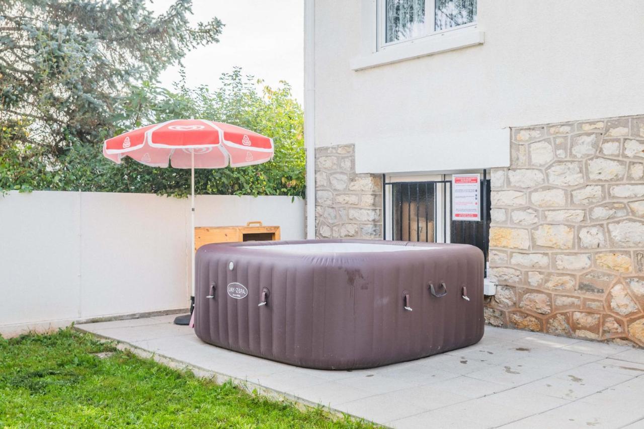 Les Rosiers - Maison Avec Jacuzzi Brive-la-Gaillarde Dış mekan fotoğraf