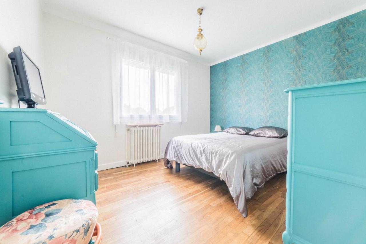 Les Rosiers - Maison Avec Jacuzzi Brive-la-Gaillarde Dış mekan fotoğraf